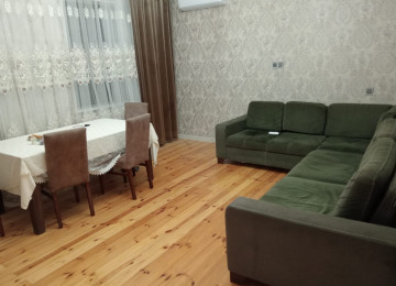 Bizonvnada Mərdəkan körpüsünü keçən kimi əsəs yolun ustündə