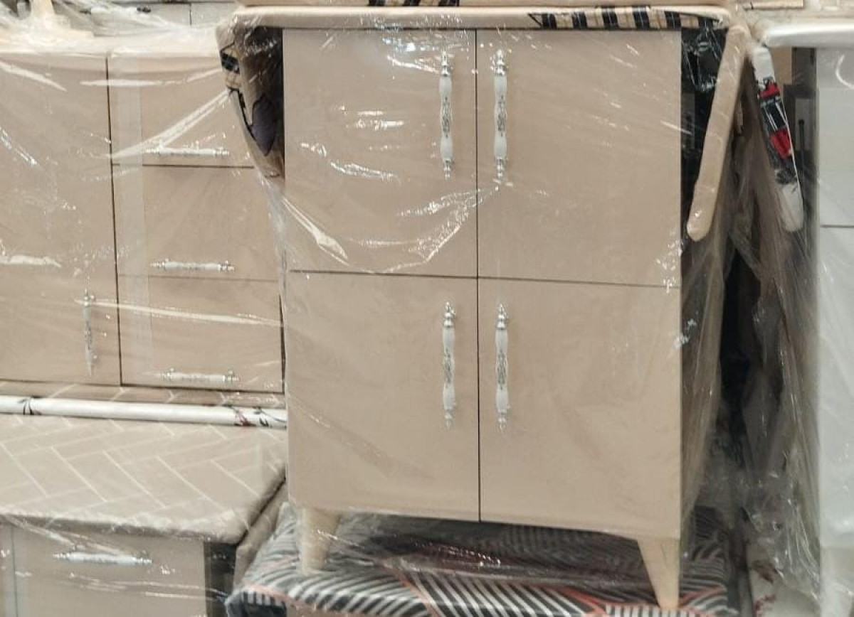 Ütü masası Ütü masası Fabrik istehsalı Anbardan birbaşa satış Qiymət