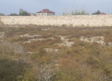 Dənizə çox yaxın Landau məktəbə yaxın hazır hasara alınmış