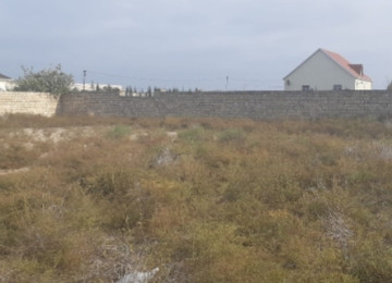 Dənizə çox yaxın Landau məktəbə yaxın hazır hasara alınmış