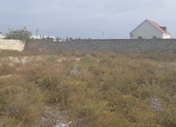 Dənizə çox yaxın Landau məktəbə yaxın hazır hasara alınmış