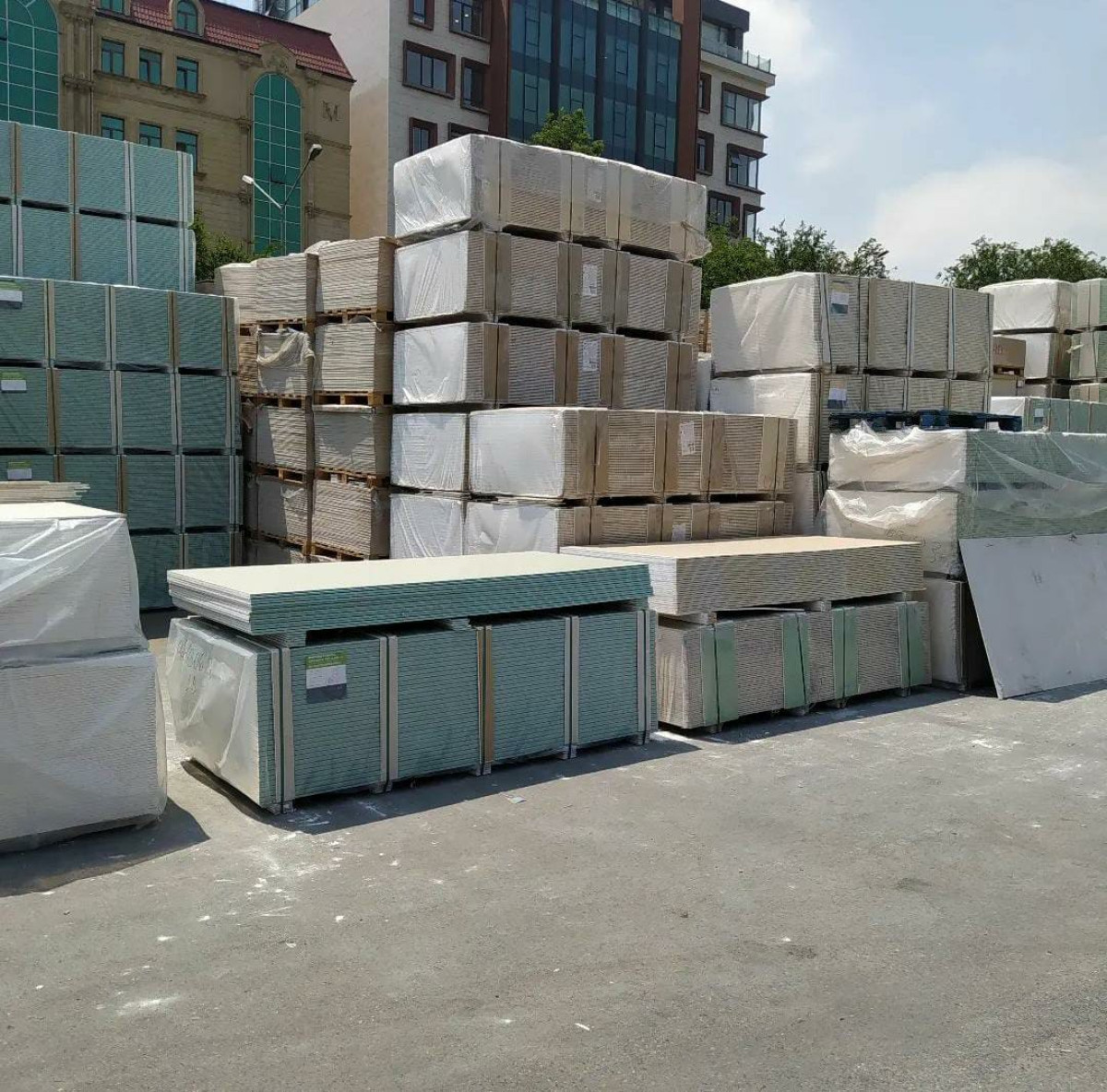 Betopan satışı. Anbarımızda yenilik, İran istehsalı olan, yüksək keyfiyətli