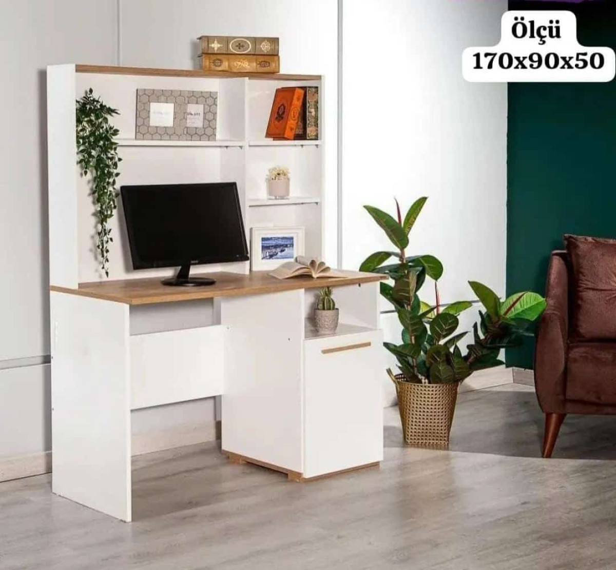 Yazı masası Yazı masası Sifarişlə hazırlanır Rəng seçimi var Ölçü