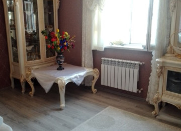 Abşeron rayonu Xırdalan şəhərinin mərkəzində Heydər