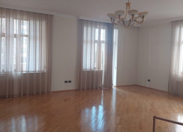 28 may metrosyndan 10 deq məsafədə yerləşən yeni tikili