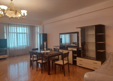 28 may metrosyndan 10 deq məsafədə yerləşən yeni tikili