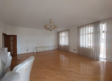 28 may metrosyndan 10 deq məsafədə yerləşən yeni tikili