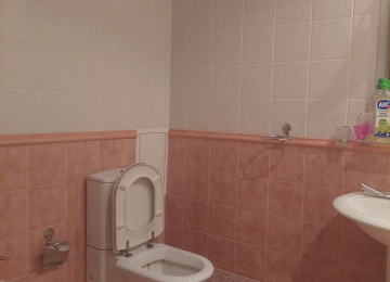 28 may metrosyndan 10 deq məsafədə yerləşən yeni tikili