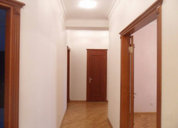 Ekskluziv Təklif!Şəhərin mərkəzində İcəri Şəhər metrosundan