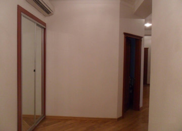 Ekskluziv Təklif!Şəhərin mərkəzində İcəri Şəhər metrosundan