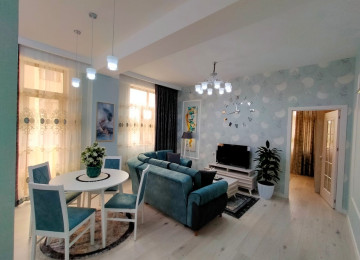 Müalicəvi effektli Duz Gölünün qarşısında ekoloji təmiz,