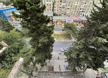 Xətai rayonu, Əhmədli metrosuna 6-7 deqiqelik Məktəblər