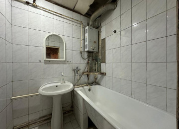 Xətai rayonu, Əhmədli metrosuna 6-7 deqiqelik Məktəblər