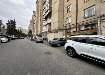 Xətai rayonu, Əhmədli metrosuna 6-7 deqiqelik Məktəblər