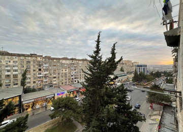 Xətai rayonu, Əhmədli metrosuna 6-7 deqiqelik Məktəblər