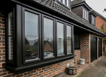 Altek şirkəti olaraq müştərilərimizə hər cür şüşələnmə