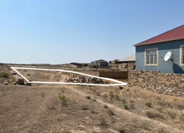 Torpaq təcili satılır. Torpaq sahəsi 3 sotdan ibarət