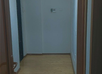 Xlrdalan teze bazarln yanl 1 otaq bos 45kv 350azn qaz islq