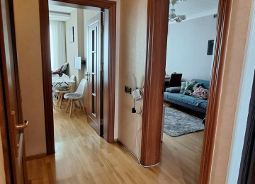 TƏCİLİ SATILIR... Xətai rayon Çingizxan Kərimov küçəsi Həzi