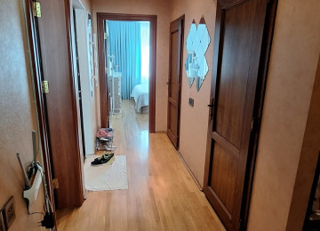 TƏCİLİ SATILIR... Xətai rayon Çingizxan Kərimov küçəsi Həzi