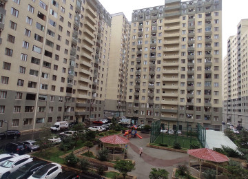 İpoteka qaydalarına uyğun 2 otaqlı mənzil satılır . Qara