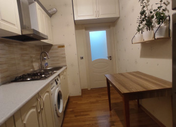 İpoteka qaydalarına uyğun 2 otaqlı mənzil satılır . Qara