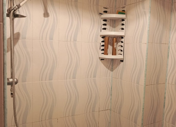 Xırdalanda 7 nömrəli məktəbin yanında 1 otaqlı mənzil