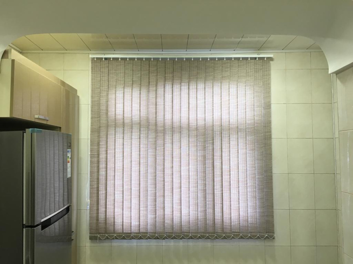 Size yuksek keyfiyyete malik jaluz perdeler munasib qiymete