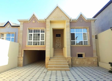 Bineqedide 170 ın yoluna yaxın ev tikilir. Real qiymətdir.