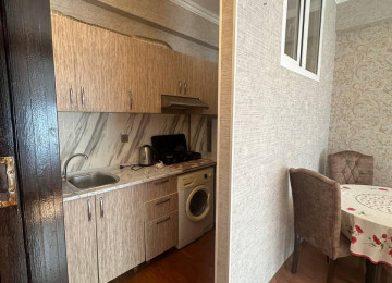 Xlrdalan Kirsdal Abseron 1 de 2 otaq 44 kv menzil Ayleye