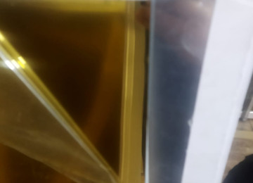 Orqsteklo satışı. Ölçüləri 1.22 x 1.83m Qalınlıqları: 1,5mm