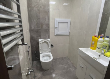 Xlrdalan Ev gorunduyu kimi yeni temirden cixib her bir.