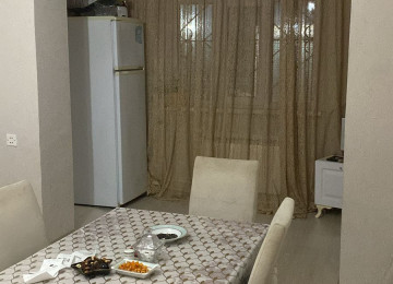 Xirdalan şehrinin merkezinde Leninqrad lahiyeli 1 otaqdan 2