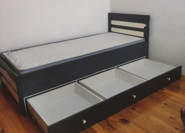 Siyirməli çarpayı Sifarişlə hazırlanır Rəng seçimi var