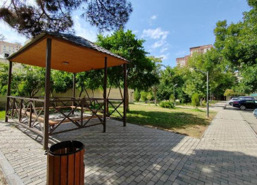 Xətai rayonu Məzahir Rüstəmov küçəsi,Lisey 88,25