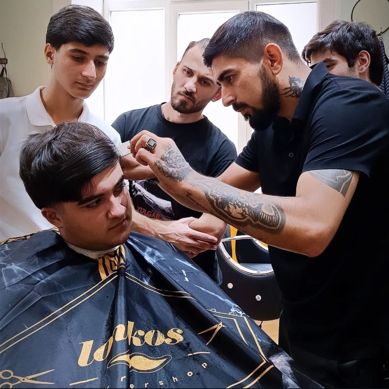 Kursun müddəti: 3 ay və 5 ay; -3 aylıq proqram həftədə 3