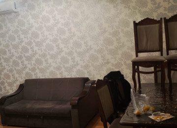 Abşeron rayonu, Xırdalan şəhəri, 9 mərtəbəli binanın 8-ci