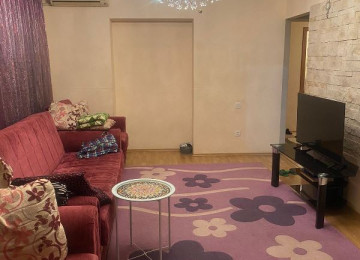 Xətai rayonu Əhmədli metrosuna 7-8 dəqiqəlik məsafədə,