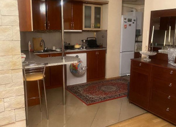 Xətai rayonu Əhmədli metrosuna 7-8 dəqiqəlik məsafədə,