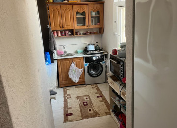 Tecli xlrdalada kiraye 2 otaq menzil verlir 45kv 330azn