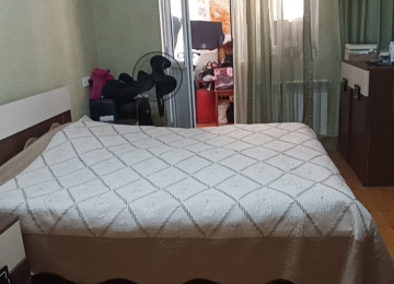 Xirdalanda sok qiymete 73 kv 75000 azn temirli esyali