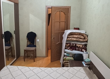 Xirdalanda sok qiymete 73 kv 75000 azn temirli esyali