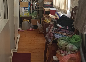 Xirdalanda sok qiymete 73 kv 75000 azn temirli esyali