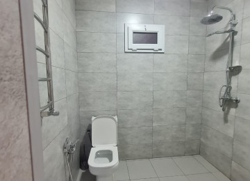 Masazır 6 nömrəli məktəbin tam yanında 569nömrəli marşurut