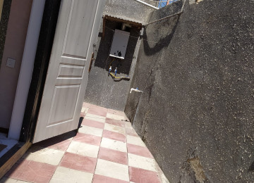 Ev kirayə verilir uzun müddətlik. Xaiş olunur 2-3 aylıq