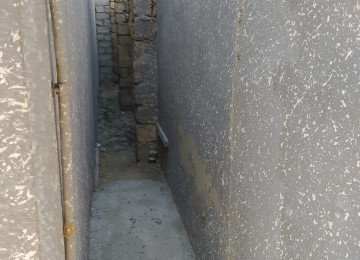 Ev kirayə verilir uzun müddətlik. Xaiş olunur 2-3 aylıq