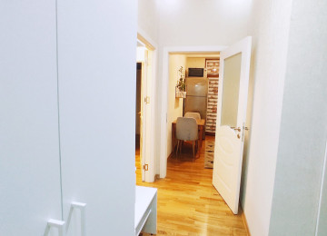 Tecili Tam temirli ve tam mebelleri ile biryerde qanuni 2