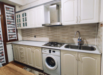 Tecili Tam temirli ve tam mebelleri ile biryerde qanuni 2