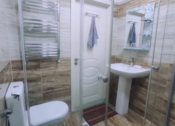 Tecili Tam temirli ve tam mebelleri ile biryerde qanuni 2