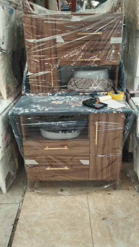Ütü masası Ütü masası Hazır əldə var Anbardan birbaşa satış Ölçü